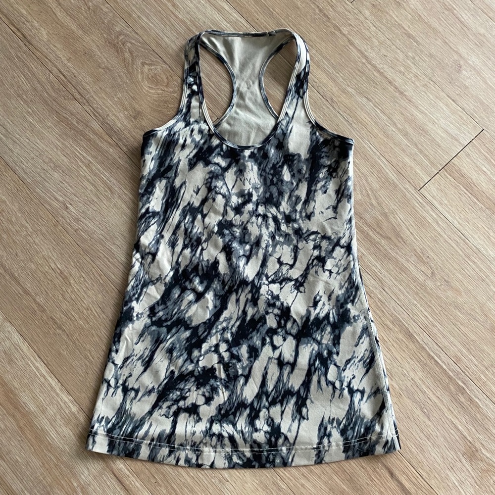 Lululemon Tank Size 8